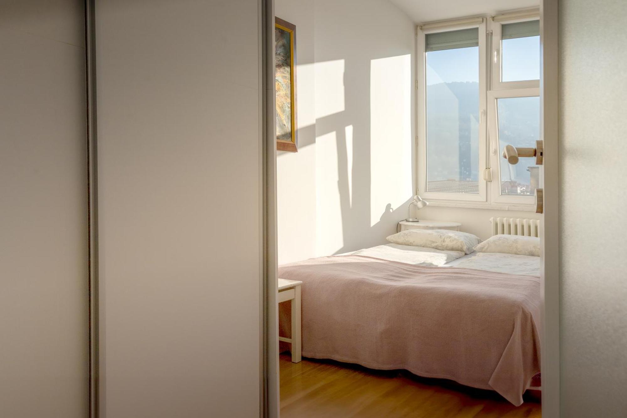 Central Apartment Mirza Сараево Экстерьер фото